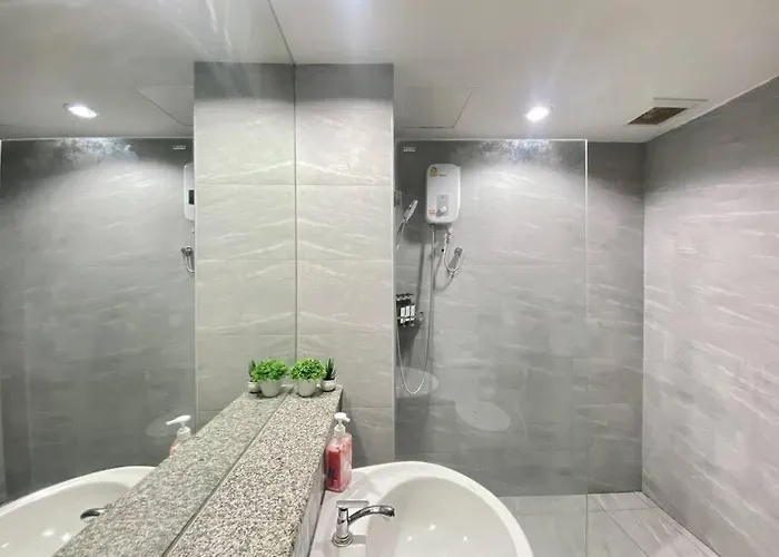 Baan Nonzee Kingsize Bed Big In Sathorn Appartement